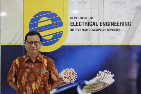 Salah Satu Guru Besar ITS Terpilih Dan Dipercaya Menjadi Ketua Ketua IEEE Indonesia Section Tahun 2023