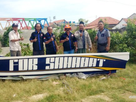 Kelompok Masyarakat Tim 4, Diwadahi Oleh For Sahabat Mendatangkan Perahu Fiber
