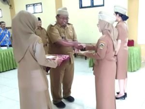 Kades Ngampel Sukses Lakukan Pelantikan Dan Pengambilan Sumpah Jabatan Perangkat Desa