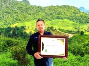 Perhutani Lawu Ds Terima Penghargaan Zero Accident Award Kali Ke-Tiga dari Gubernur