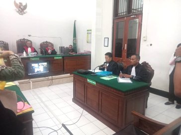 Praperadilan Kasus Penyertaan Penganiayaan di PoltekPel Tersangka Daffa Adywidya Dinyatakan Pengadilan Negeri Surabaya Tidak Sah