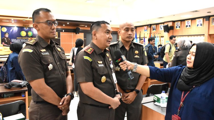 Peringati HBA ke 64: Kejari Tanjung Perak Gelar FGD, Terapkan Nilai Nilai Kemanusiaan Dan Bakti Sosial 