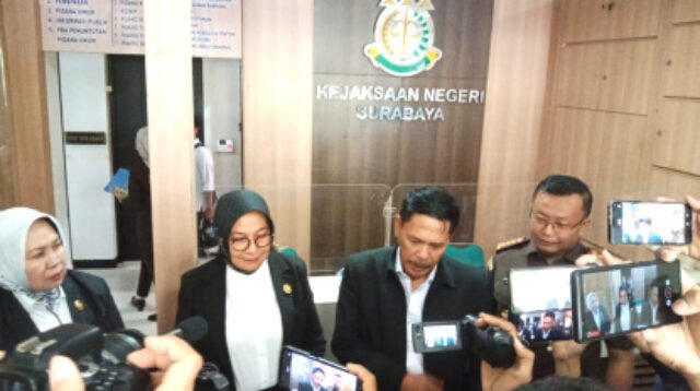 Tim Komisioner Komisi Kejaksaan RI Kunjungi Kejari Surabaya