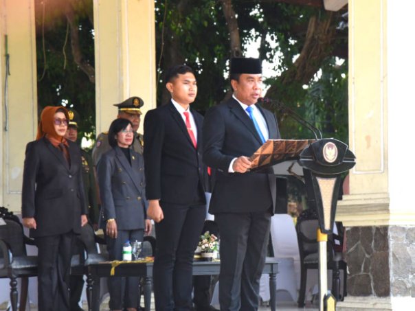 Pjs Bupati Sidoarjo, Pimpin Upacara Hari Sumpah Pemuda ke-96 di Alun-Alun Sidoarjo