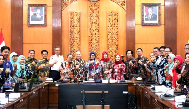 Kolaborasi Hexahelix: Kunci Sukses Pengembangan Smart City Sidoarjo