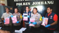 Sita Barang Bukti 51 Paket Sabu: Polisi Tangkap Dua Pengedar Narkoba di Jombang