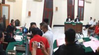 Sidang Pengeroyokan di PN Surabaya: Terdakwa Keberatan atas Keterangan Saksi Penangkap, Diduga Saksi Jawab Kebingungan