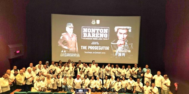 Kajati Jatim Ajak Kajari se-Jawa Timur Nobar Film The Prosecutor untuk Memupuk Solidaritas dan Soliditas