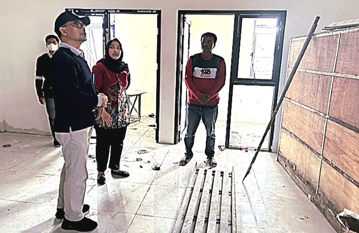 Kesbangpol Pemkab Gresik Tinjau Renovasi Rutan Kelas IIB, Pastikan Kualitas dan Kesesuaian Standar