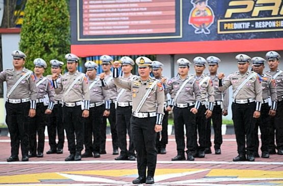 Apel Gelar Pasukan Operasi Keselamatan Semeru 2025, Polres Gresik Tindak Tegas Beberapa Poin Pelanggaran