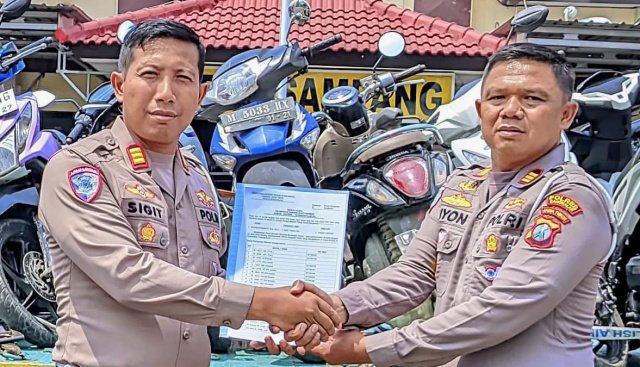 Satlantas Polres Bangkalan Limpahkan 23 Unit Barang Bukti Ranmor ke Satlantas Polres Sampang