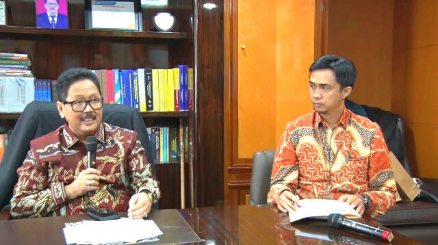 Status Itong Isnaeni Hidayat Bikin Bingung, MA dan PN Surabaya Saling Bertentangan