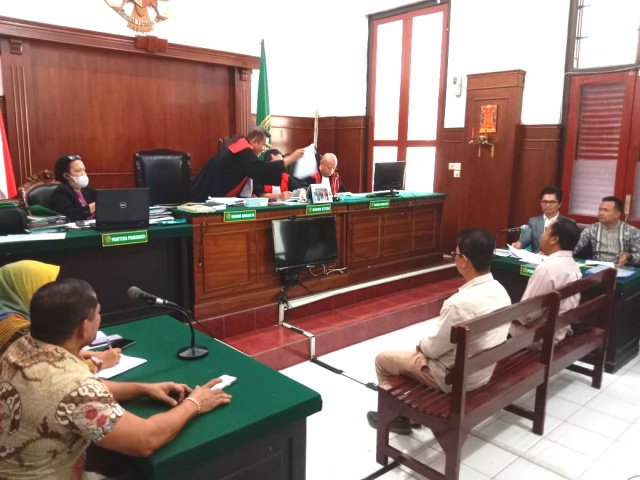 Sidang Sengketa Senpi di PN Surabaya Memanas, Saksi Direktur Operasional PT Conblock Ungkap Fakta Polemik