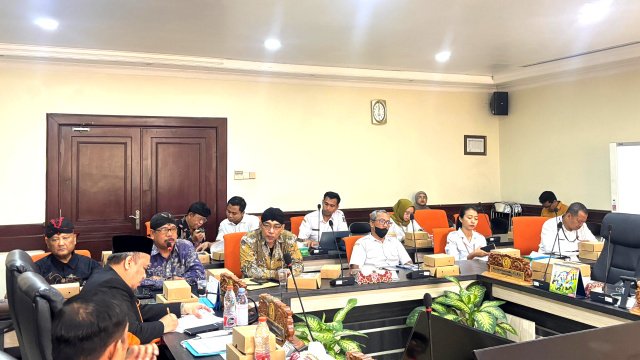 BLM Desak Penguatan Raperda Pelestarian Budaya Surabaya dalam Audiensi Komisi D DPRD