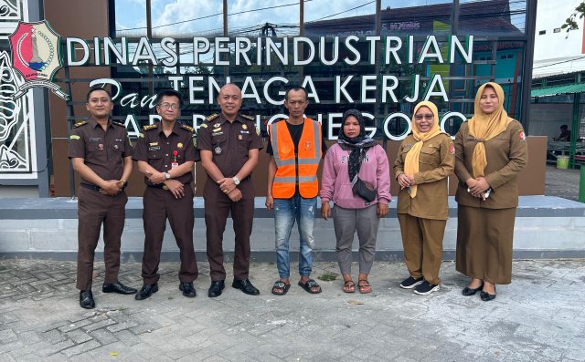 KUHAP Baru Berlaku, Jampidum Kejagung RI Apresiasi Restorative Justice (RJ) Kejari Surabaya
