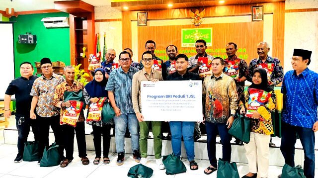 Wujud TJSL, BRI Sidoarjo Gandeng Yayasan Kamil Peduli Salurkan 2.000 Paket Sembako