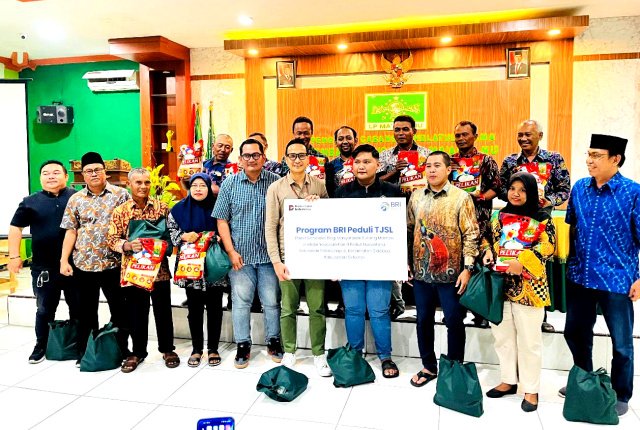 Wujud TJSL, BRI Sidoarjo Gandeng Yayasan Kamil Peduli Salurkan 2.000 Paket Sembako
