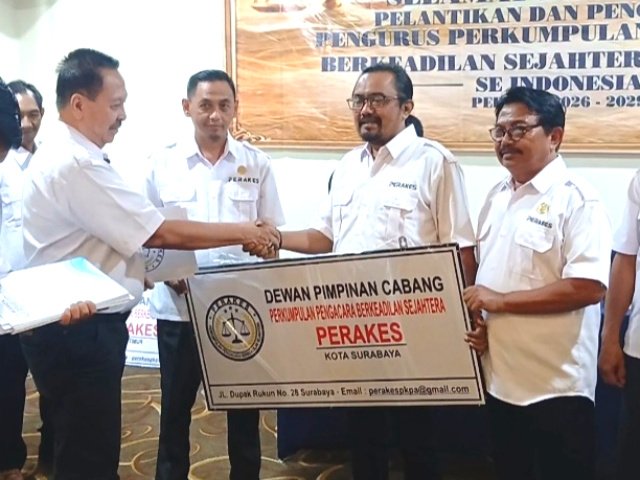 Perakes Lantik Pengurus di Surabaya, Tekankan Peran Advokat sebagai Pembela Keadilan Masyarakat