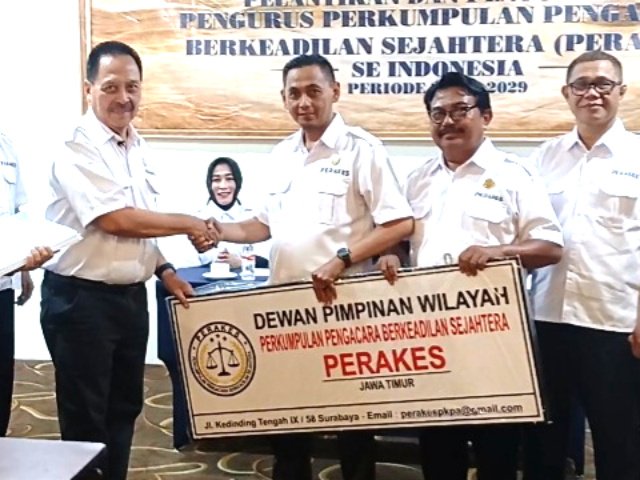 Perakes Lantik Pengurus di Surabaya, Tekankan Peran Advokat sebagai Pembela Keadilan Masyarakat