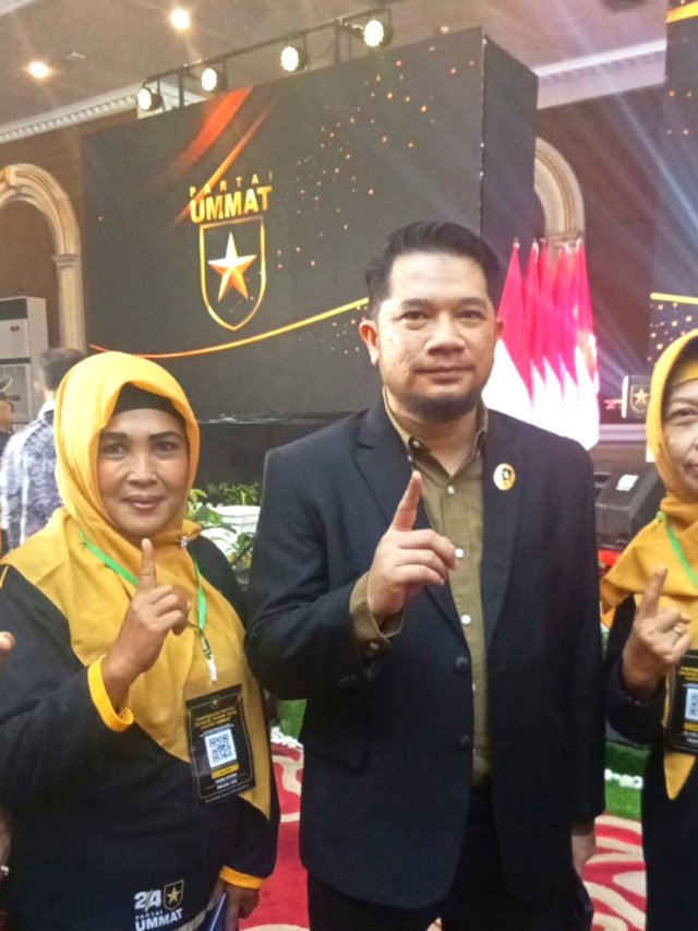 Partai Ummat “1000 Persen” Dukung Pernyataan Amien Rais soal Seskab Teddy