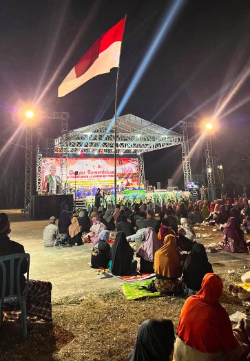 Semarak HUT ke-81 RI, Pemdes Blimbing Gelar Sholawat dan Dakwah Bersama KH Ma’ruf Islamuddin