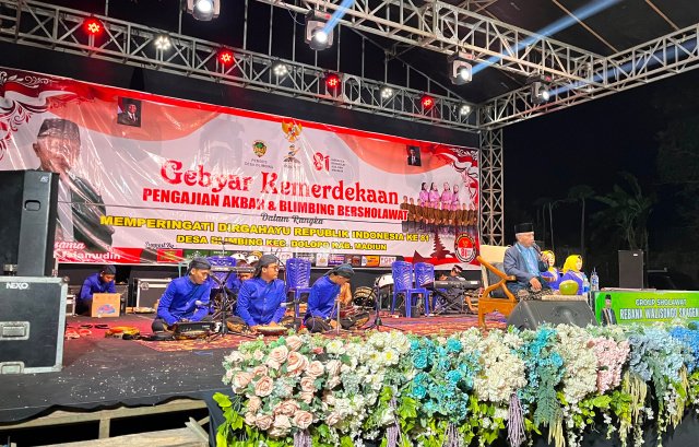 Semarak HUT ke-81 RI, Pemdes Blimbing Gelar Sholawat dan Dakwah Bersama KH Ma’ruf Islamuddin