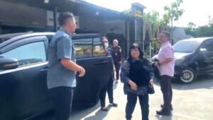 Makan Siang di Restoran, DPO Kasus Penipuan Dibekuk Tim Tabur Kejari Surabaya
